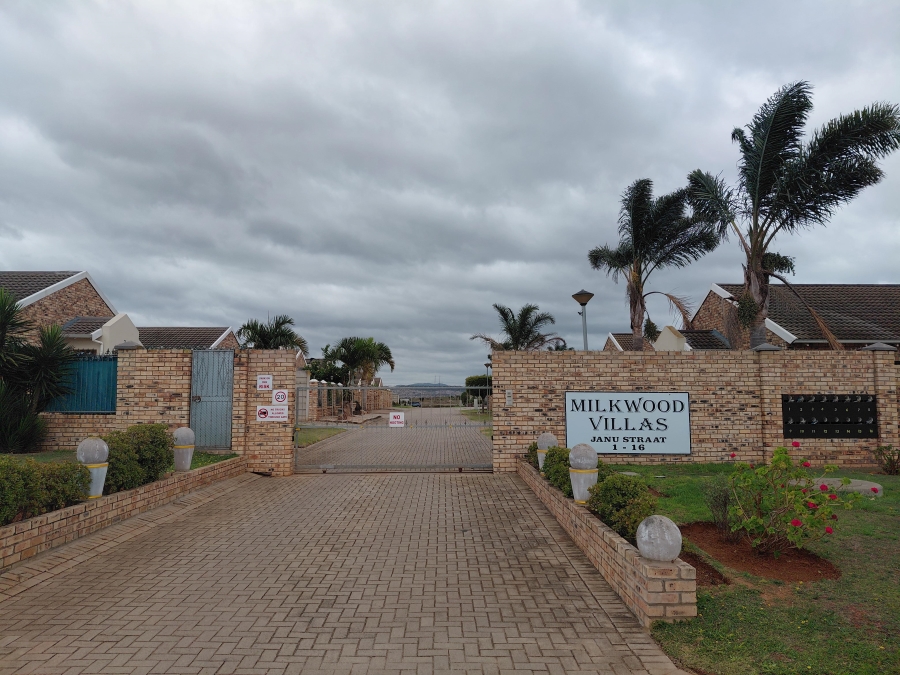 2 Bedroom Property for Sale in Campher Park Eastern Cape